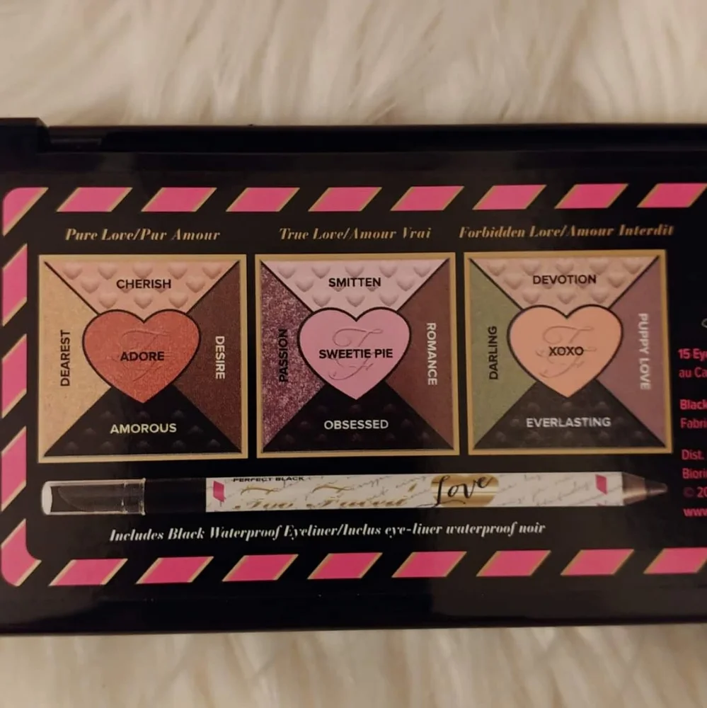 💖 FIRM! NWT TOO FACED LOVE EYESHADOW PALETTE (DISCONTINUED)